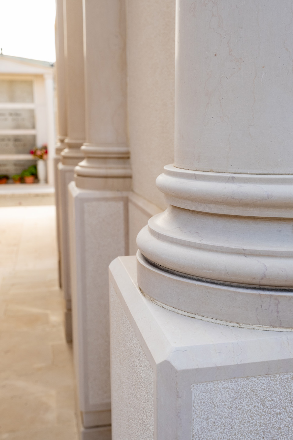 Edicola funeraria_Pietra di Apricena