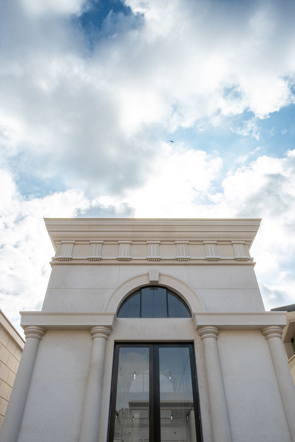 Edicola funeraria_Pietra di Apricena