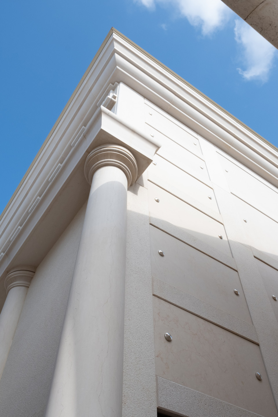 Edicola funeraria_Pietra di Apricena